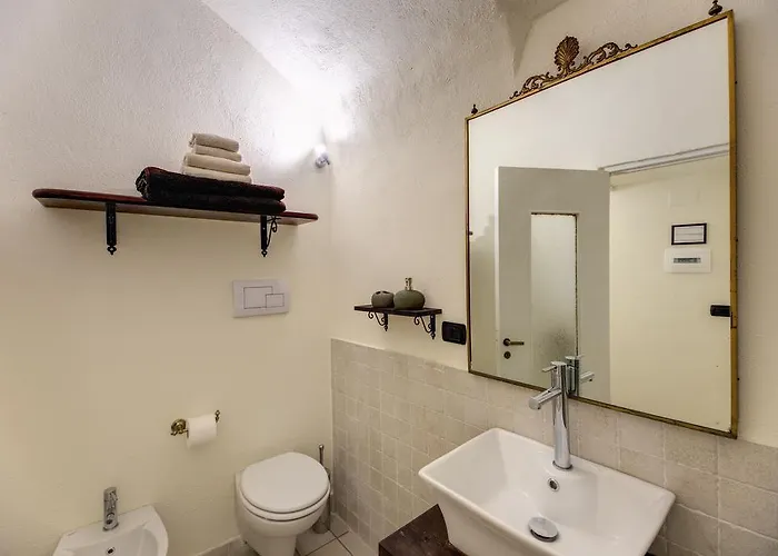 Vico Street Apartment