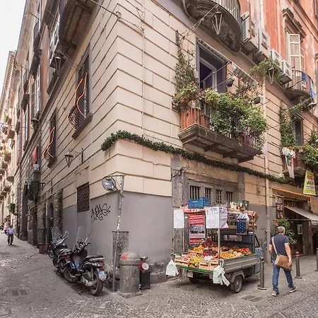 Vico Street Apartment Naples